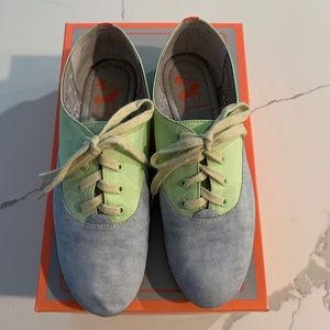 CIRCUS BY SAM EDELMAN DENIM + LIME OXFORD